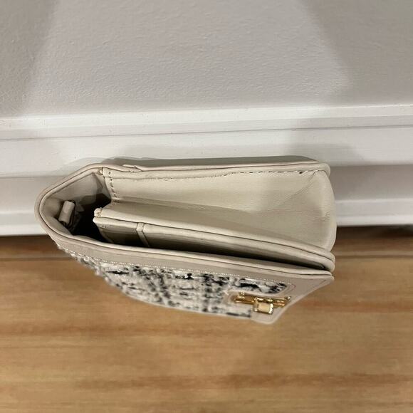 Badgley Mischka Women Clutch W/ Frame & Tweed Cover Off White Bag - Picture 9 of 11